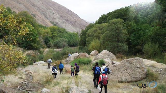 روستاگردی در برگ جهان