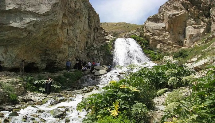 آبشار آزاراک رامسر